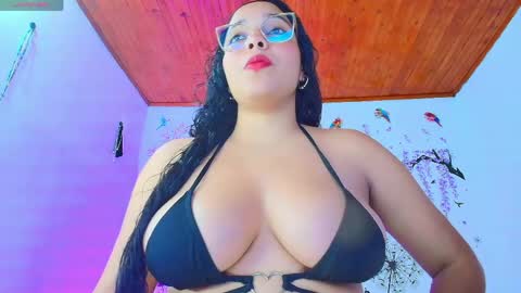  Sofa Daz  online show from March 2026 12:36:02 AM