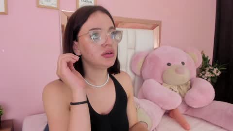 Sofi agudelo online show from February 2025 05:03:02 AM