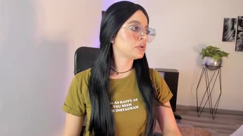 Sofi agudelo online show from March 2025 11:44:02 AM