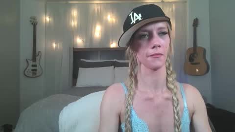Sofi King online show from April 2026 04:15:02 PM
