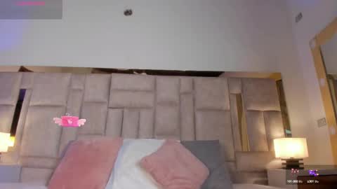 Sofia online show from March 2025 07:42:02 PM