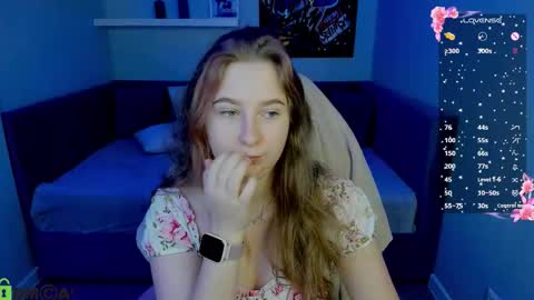 Snapshot of soft_as_a_flower chatting on October 2025 01:15:01 AM Anna GMT2 Wed Thu Fri Sat Sun  online show from October 2025 01:15:01 AM