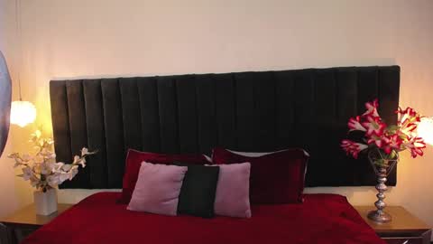 Cam and Amy online show from November 2025 08:10:01 PM