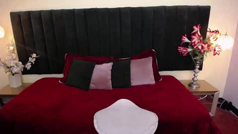 Cam and Amy online show from November 2025 10:04:01 PM