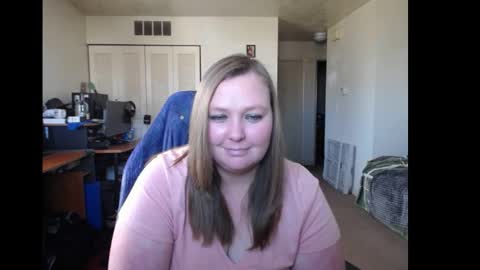 Snapshot of softerpeaches chatting on March 2025 07:47:02 PM Rose online show from March 2025 07:47:02 PM