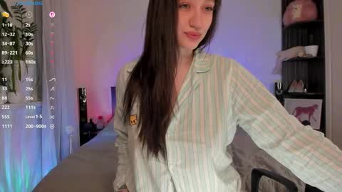 Snapshot of softnoir chatting on March 2026 12:53:02 PM Eva online show from March 2026 12:53:02 PM