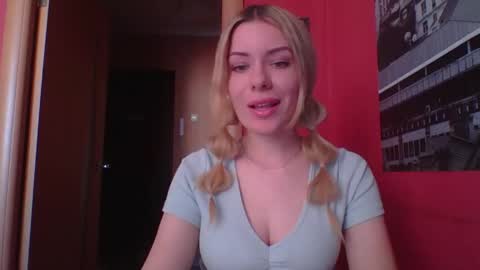 softy_aura online show from May 2026 09:59:02 AM