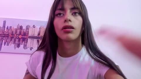 Snapshot of sofy_durand chatting on March 2026 07:33:01 PM sofy_durand online show from March 2026 07:33:01 PM