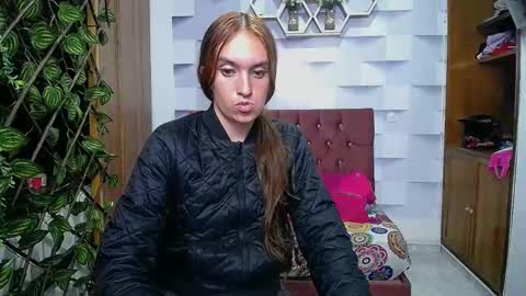 sofyswee online show from October 2025 02:53:01 AM