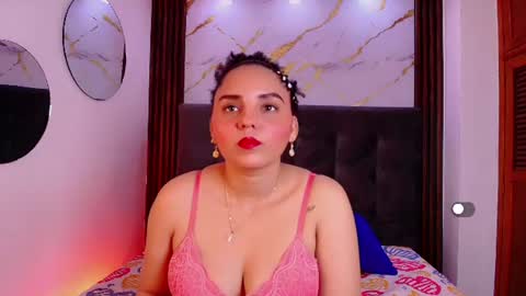 Snapshot of sol__latina chatting on June 2026 04:17:02 AM Sol Latiana online show from June 2026 04:17:02 AM
