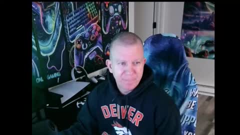 Snapshot of solarlunar1 chatting on February 2026 12:40:02 AM just ask online show from February 2026 12:40:02 AM