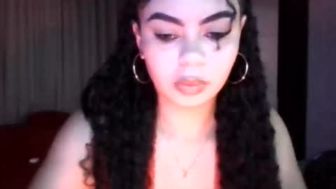 solemeraldi online show from January 2026 11:52:01 PM