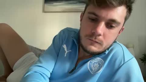 solobrit online show from March 2026 07:47:02 AM