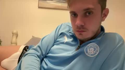 solobrit online show from March 2026 10:15:01 PM