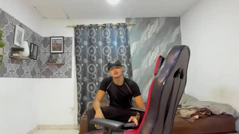 Snapshot of son_hades chatting on May 2026 03:50:01 PM son_hades online show from May 2026 03:50:01 PM