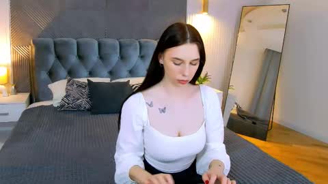 Catherine online show from February 2026 02:31:01 PM