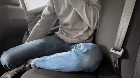 Sondages online show from December 2024 12:13:01 PM