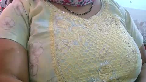 Snapshot of soni88888 chatting on December 2024 04:53:01 AM soni88888 online show from December 2024 04:53:01 AM