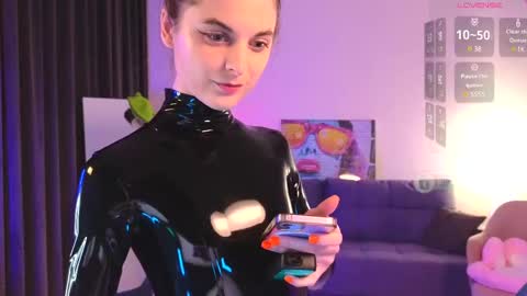 Sonia online show from March 2025 04:02:01 PM