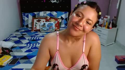 Snapshot of soniahardass chatting on December 2024 08:14:02 PM soniahardass online show from December 2024 08:14:02 PM