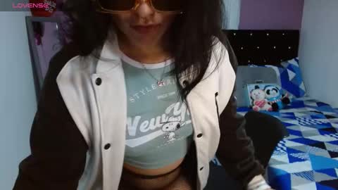 Snapshot of soniahardass chatting on March 2025 12:22:02 PM soniahardass online show from March 2025 12:22:02 PM