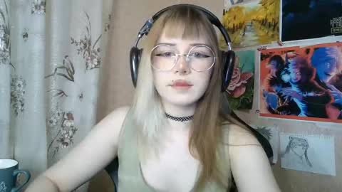 Snapshot of sonwosick chatting on May 2026 04:15:01 PM Mila online show from May 2026 04:15:01 PM