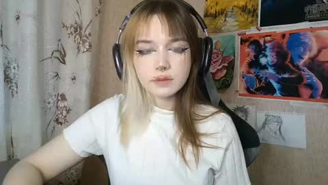 Snapshot of sonwosick chatting on May 2026 03:20:01 PM Mila online show from May 2026 03:20:01 PM