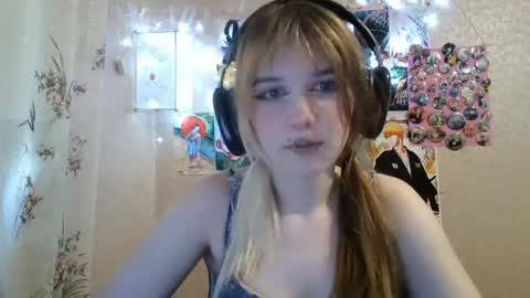 Snapshot of sonwosick chatting on July 2026 02:10:01 PM Mila online show from July 2026 02:10:01 PM
