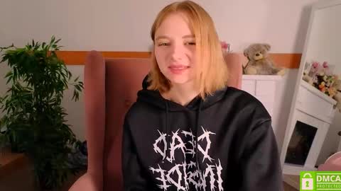 Litta online show from November 2025 11:07:02 PM