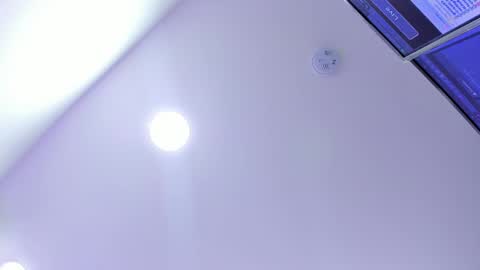 Sophia online show from February 2025 03:43:02 AM