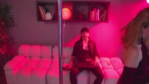 sophi_and_dereck online show from June 2026 12:47:02 PM