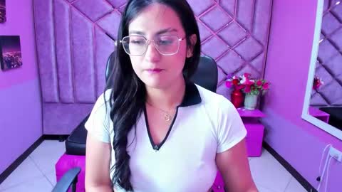 sophi_hardd online show from March 2026 03:59:02 PM