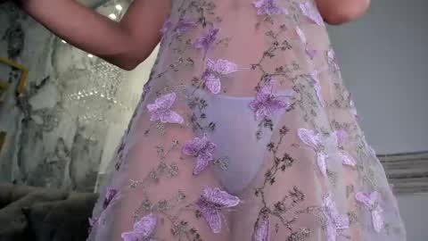 Snapshot of sophi_johnson chatting on April 2026 05:10:02 AM Sophi Johnson online show from April 2026 05:10:02 AM