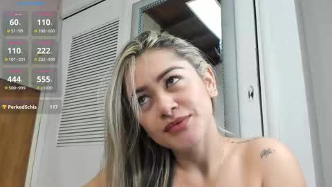 Sophia online show from December 2025 12:03:02 PM