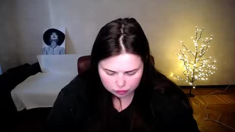 sophia__olsen online show from June 2026 06:12:01 AM