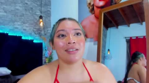 Snapshot of sophia_brunett chatting on April 2026 12:05:02 AM Sophia online show from April 2026 12:05:02 AM