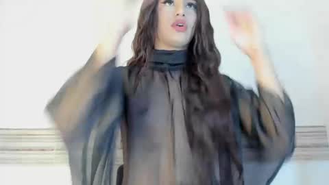 Sophia online show from September 2025 09:18:01 PM