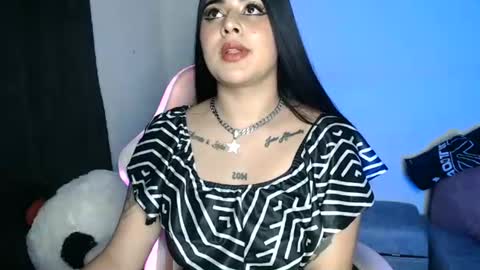 Snapshot of sophia_dazza398 chatting on July 2026 11:01:02 PM sophia online show from July 2026 11:01:02 PM