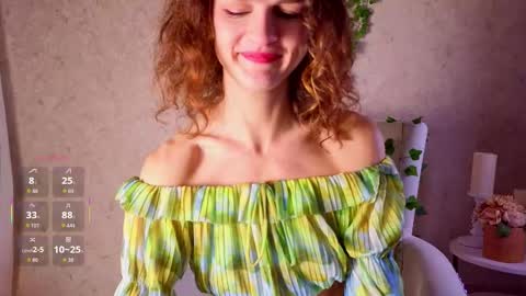 Sophia online show from September 2025 01:28:02 AM