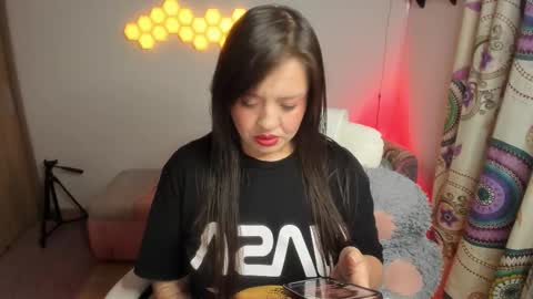 sophia_grants online show from January 2026 07:21:01 AM