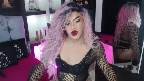 Snapshot of sophia_hott01 chatting on September 2025 08:08:01 AM sophia_hott01 online show from September 2025 08:08:01 AM