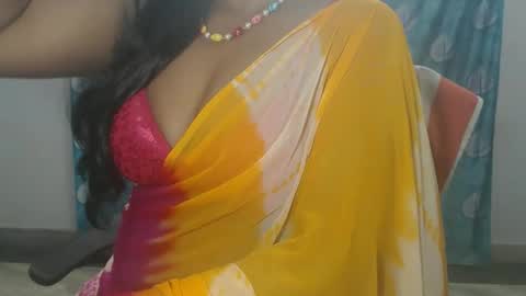 Snapshot of sophia_indian chatting on May 2026 05:12:01 AM Sophia Tamil online show from May 2026 05:12:01 AM