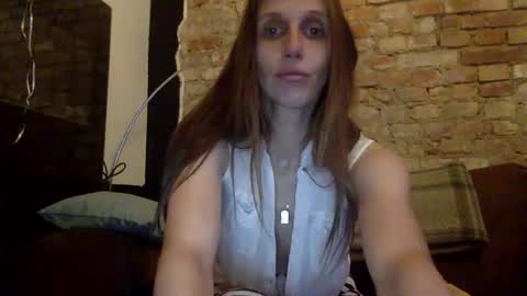 Snapshot of sophia_spitz chatting on November 2025 11:48:01 PM Sophia Spitz online show from November 2025 11:48:01 PM