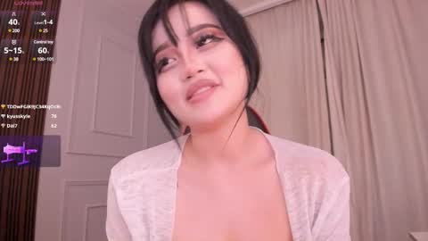 Snapshot of sophia_squirtits chatting on March 2025 05:25:01 PM QUEEN OF SQUIRT online show from March 2025 05:25:01 PM