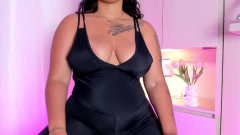  S O P H I A  online show from March 2025 12:47:01 PM