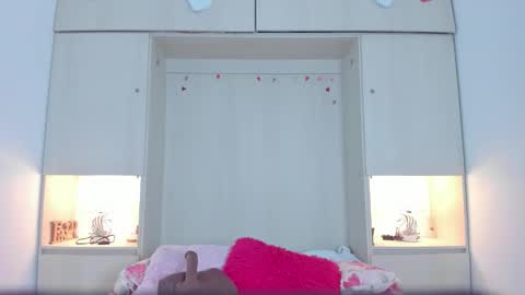  S O P H I A  online show from October 2025 11:55:02 AM