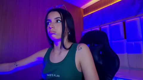 Snapshot of sophiadoll_tf chatting on October 2025 08:28:01 PM sophiadoll_tf online show from October 2025 08:28:01 PM