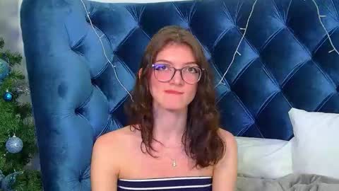 Snapshot of sophiaprove chatting on December 2025 04:36:01 PM SophiaProve online show from December 2025 04:36:01 PM