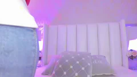 SophiaSmiths online show from July 2026 12:04:02 AM