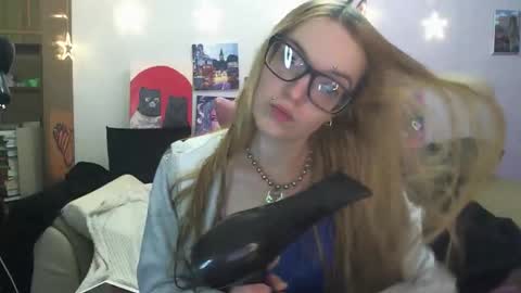 SophiaSonata online show from December 2025 09:34:02 PM
